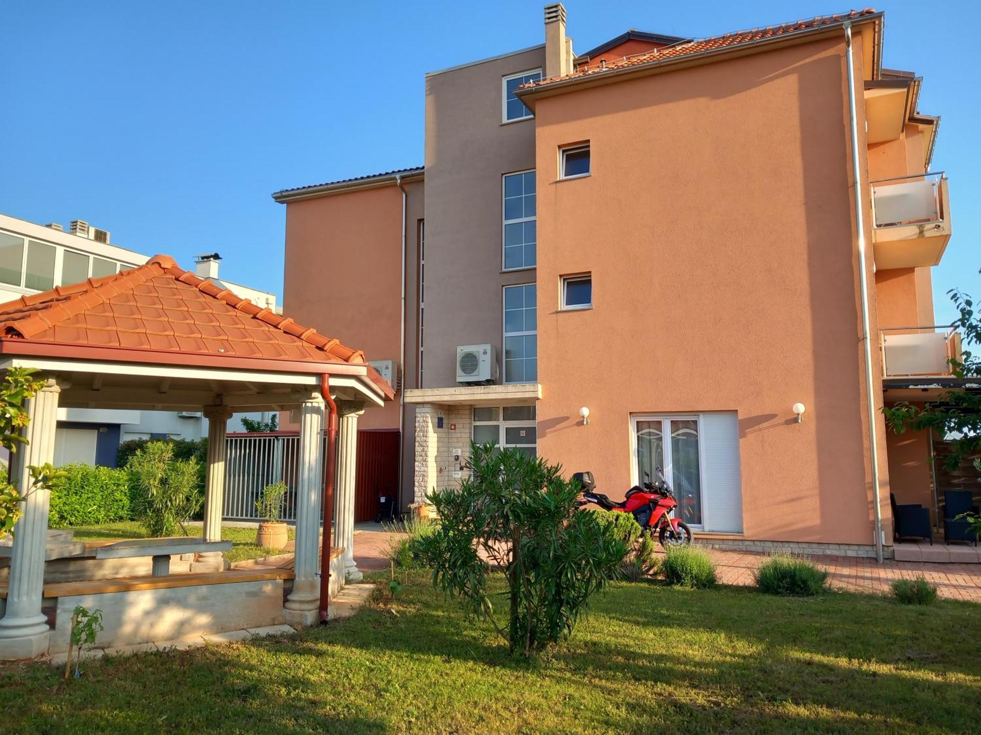 Bed & Breakfast Grgic Novigrad  Luaran gambar
