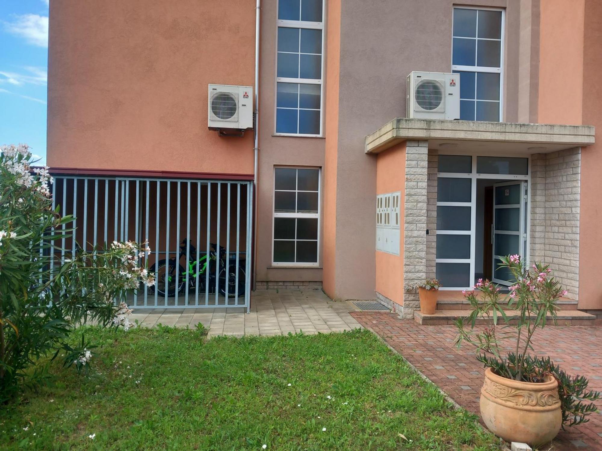Bed & Breakfast Grgic Novigrad  Luaran gambar
